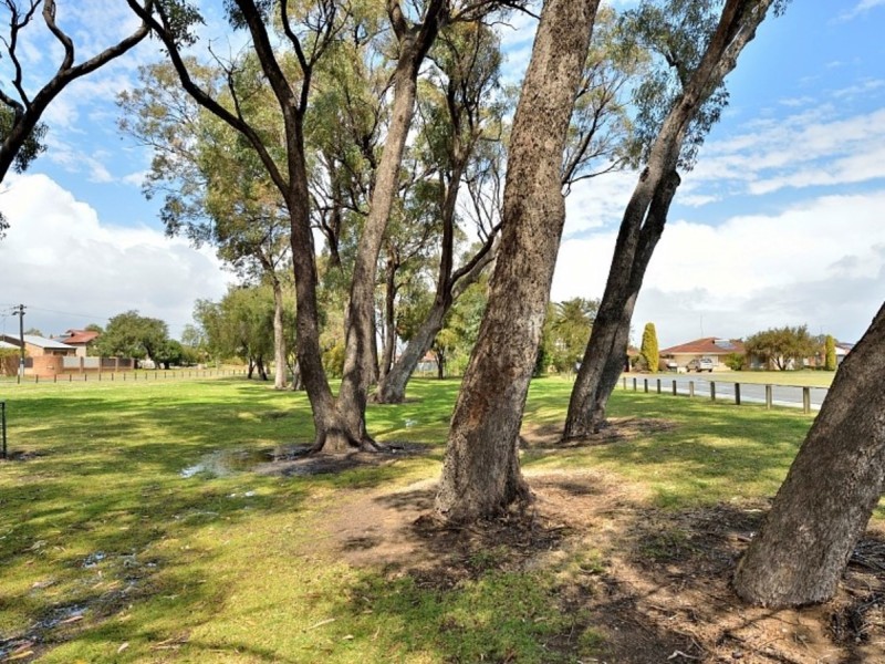 46 Moat Street, Mandurah WA 6210