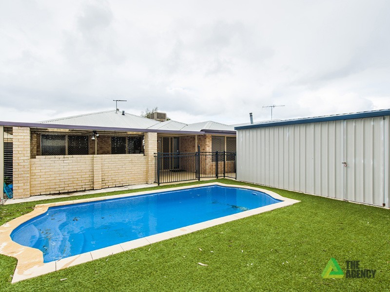22 Gaby Way, Marangaroo WA 6064