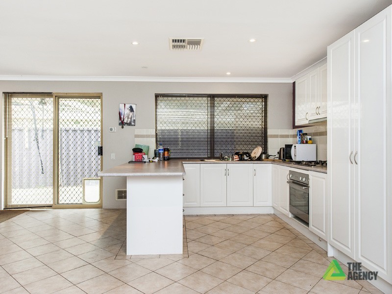 22 Gaby Way, Marangaroo WA 6064