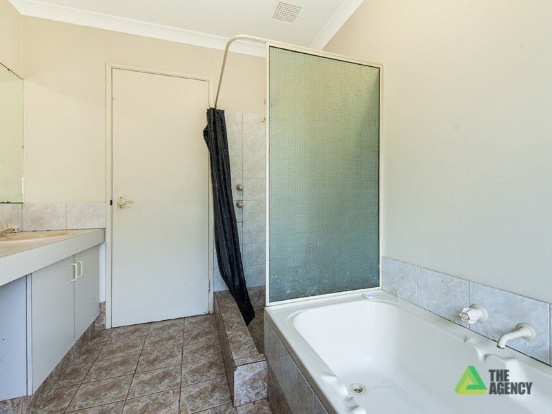 22 Gaby Way, Marangaroo WA 6064