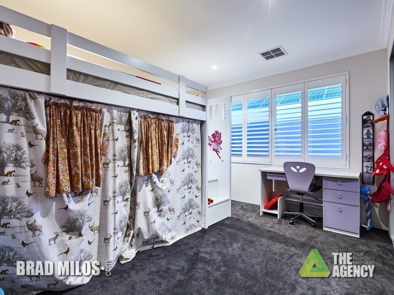 48 Arabella Loop, North Coogee WA 6163