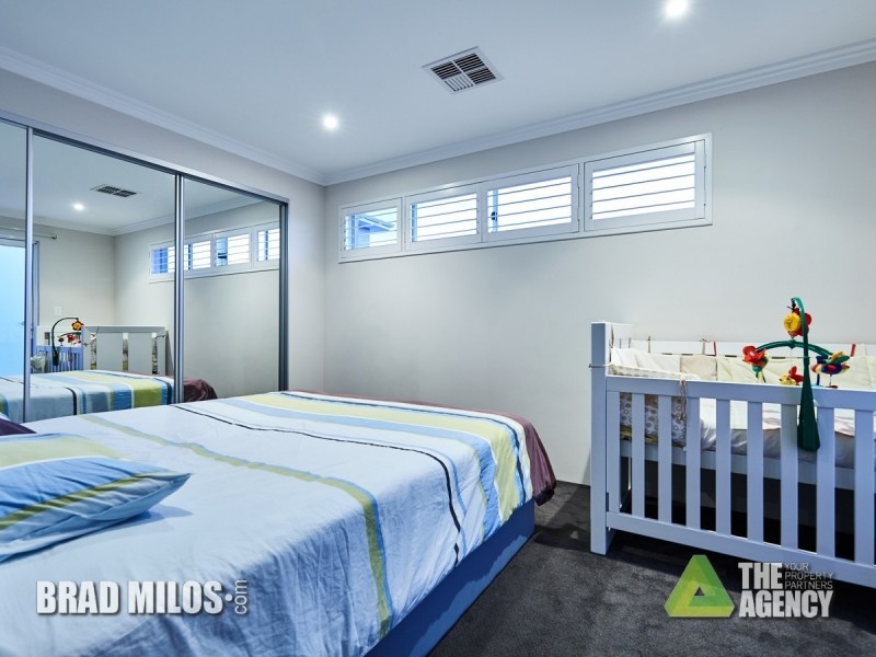 48 Arabella Loop, North Coogee WA 6163