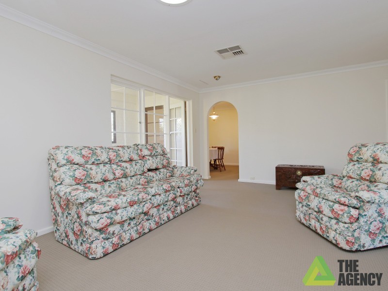 6 Bass Road, Bull Creek WA 6149