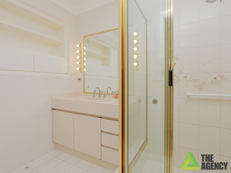 6 Bass Road, Bull Creek WA 6149