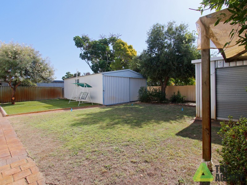 6 Bass Road, Bull Creek WA 6149