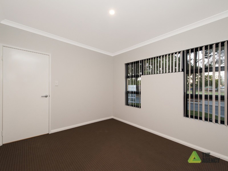 18C Deering Street, Westminster WA 6061