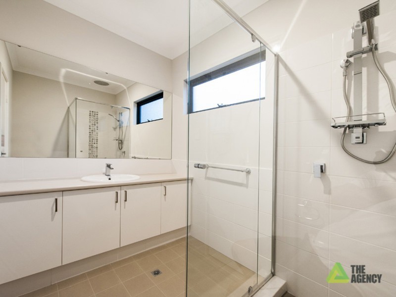 18C Deering Street, Westminster WA 6061