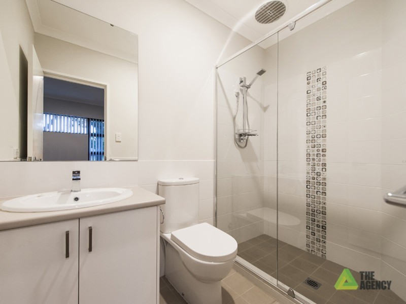 18C Deering Street, Westminster WA 6061