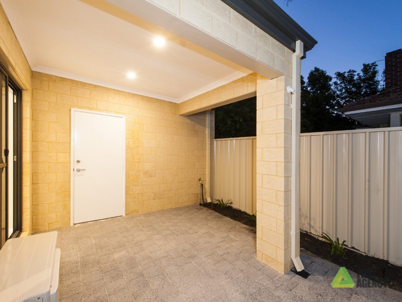 18C Deering Street, Westminster WA 6061