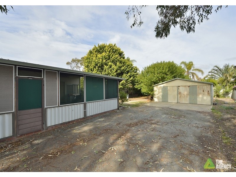 43 Boundary Road, Dudley Park WA 6210
