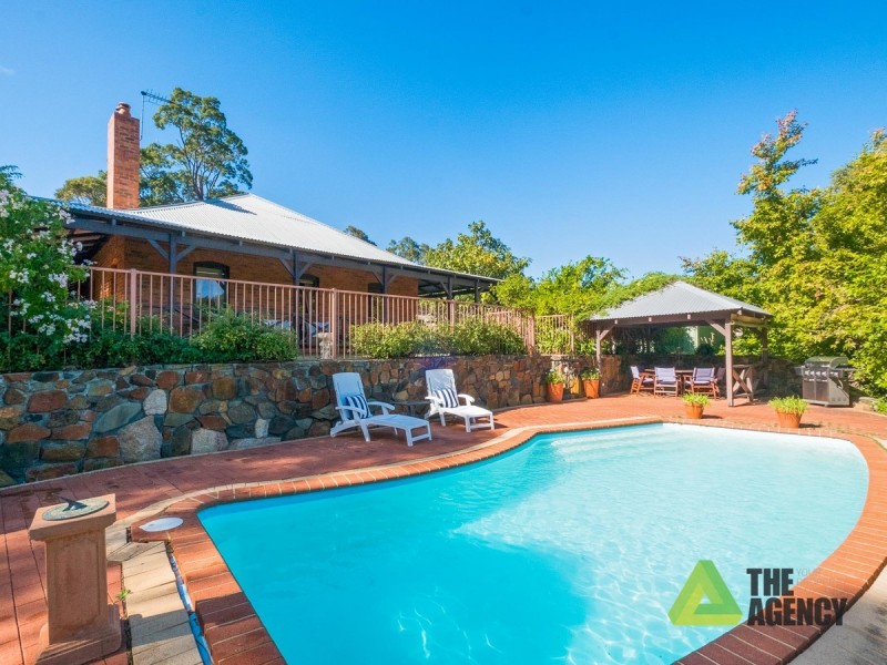 80 Glenroy Court, Hovea WA 6071