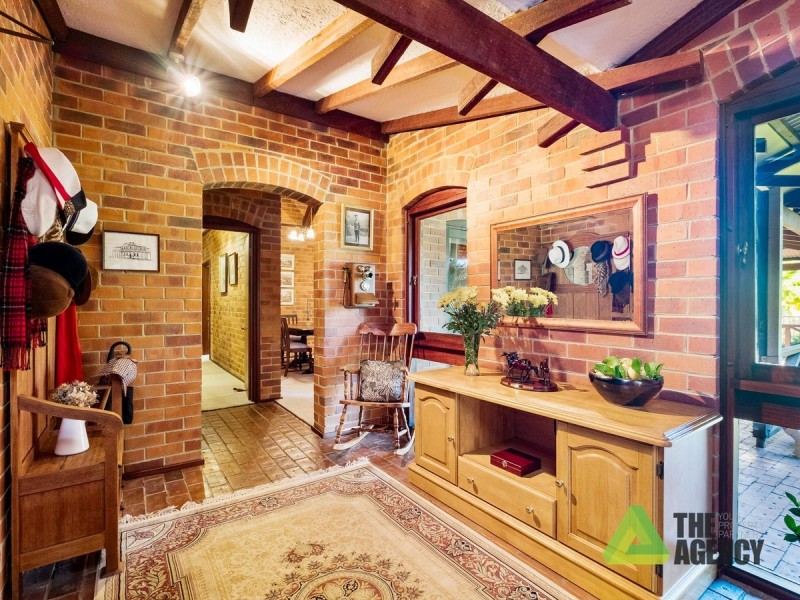 80 Glenroy Court, Hovea WA 6071