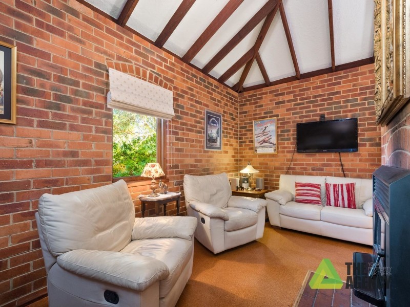 80 Glenroy Court, Hovea WA 6071