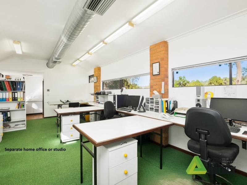 80 Glenroy Court, Hovea WA 6071