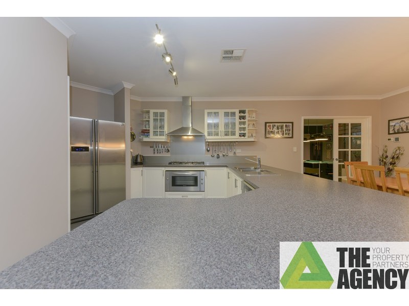 7 Rubery Way, Byford WA 6122