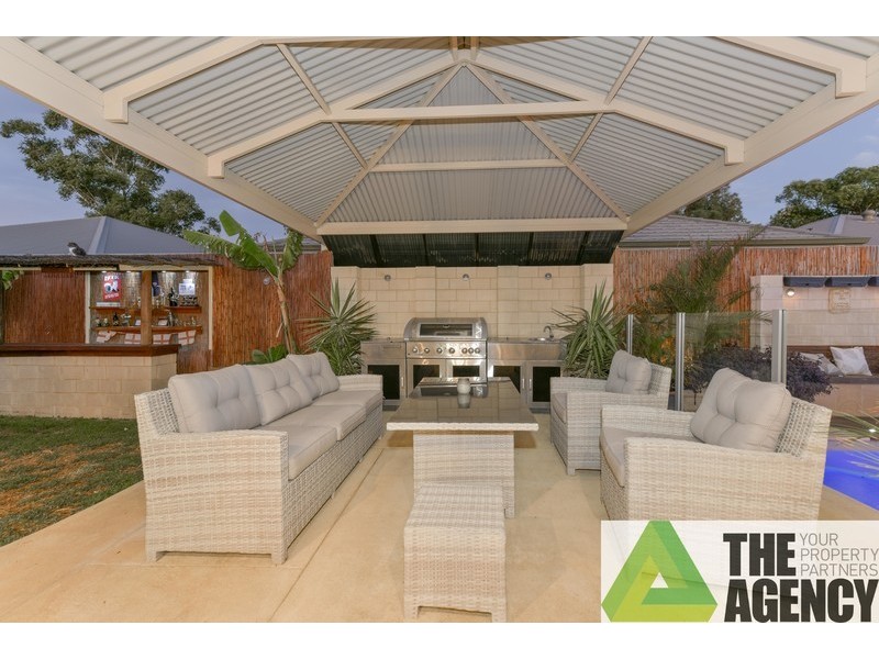 7 Rubery Way, Byford WA 6122