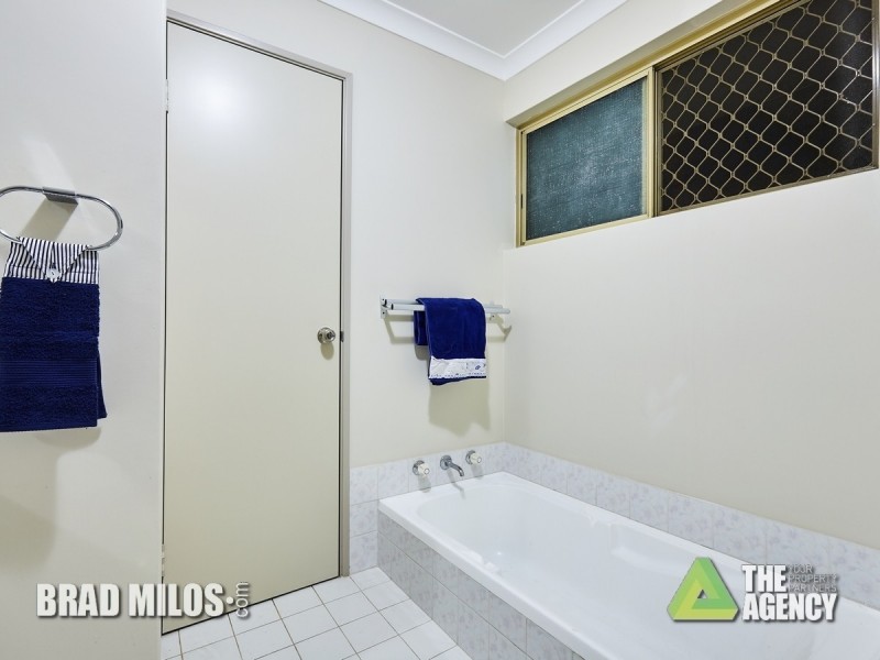 16 Sittella Plaza, Brookdale WA 6112