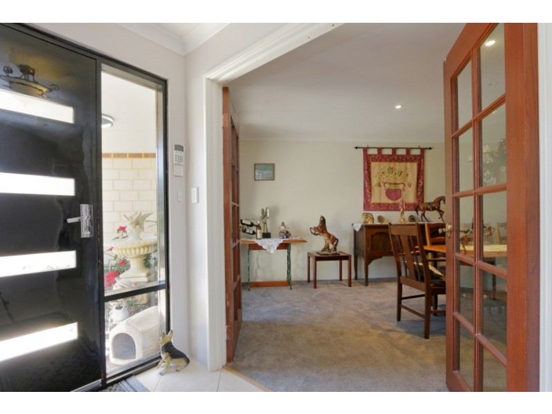 26 Cane Road, Greenfields WA 6210