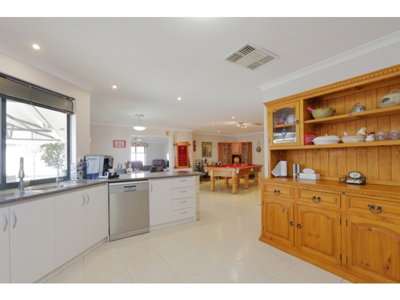 26 Cane Road, Greenfields WA 6210