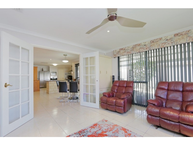 26 Cane Road, Greenfields WA 6210