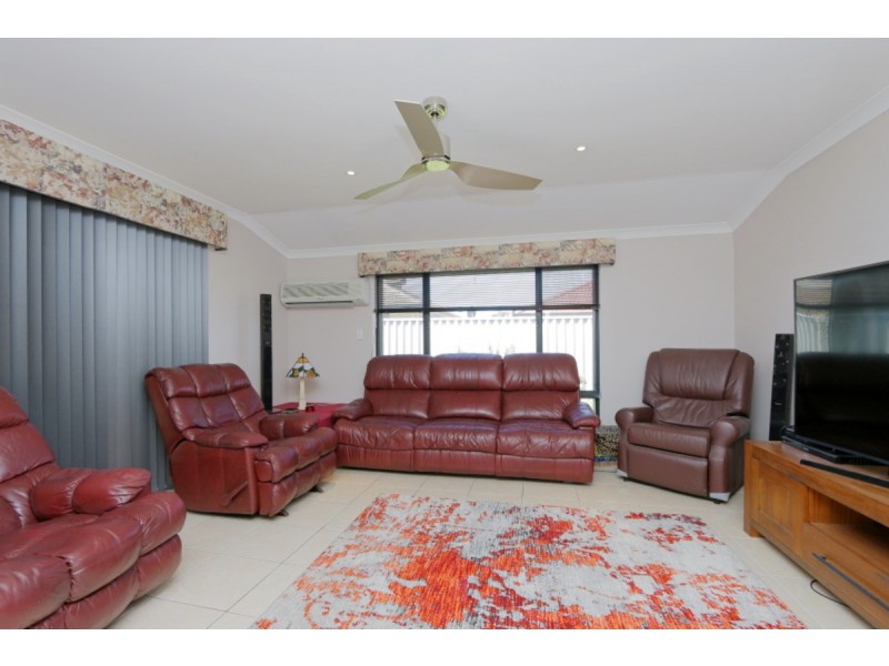 26 Cane Road, Greenfields WA 6210