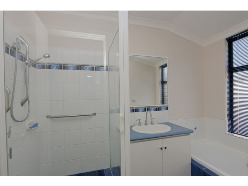 26 Cane Road, Greenfields WA 6210