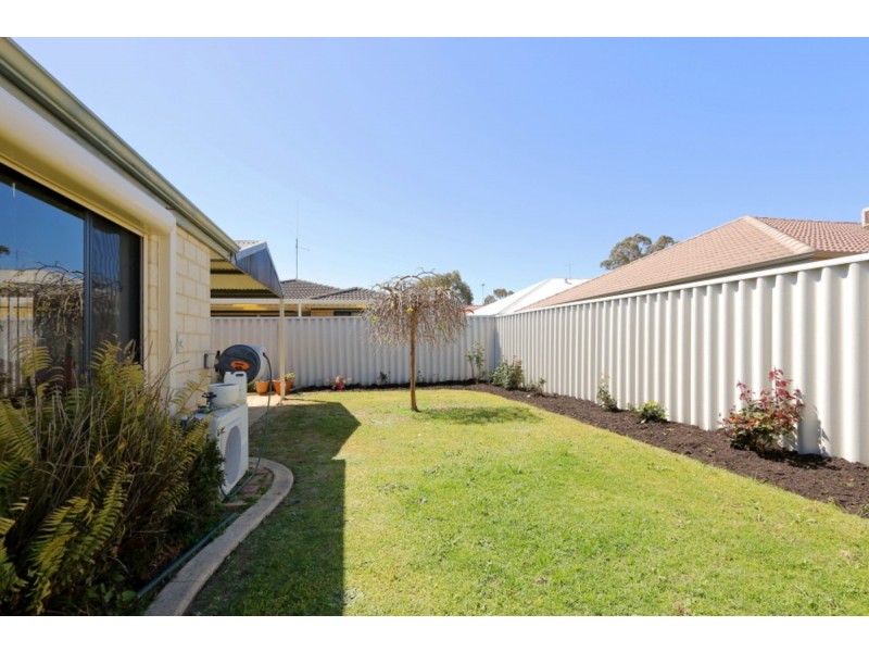 26 Cane Road, Greenfields WA 6210