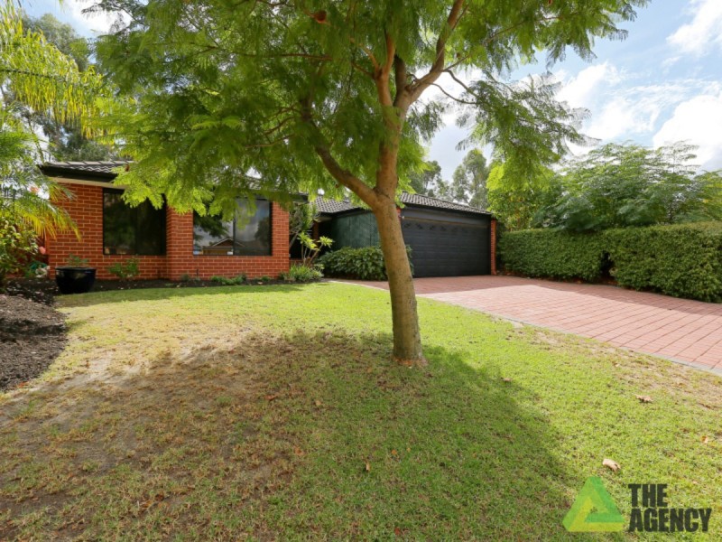 30 Woodhouse Circuit, Canning Vale WA 6155