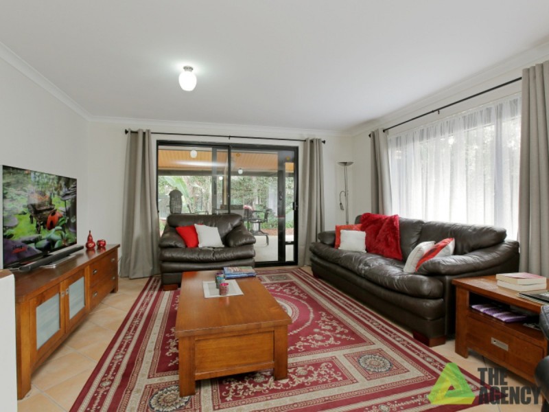 30 Woodhouse Circuit, Canning Vale WA 6155