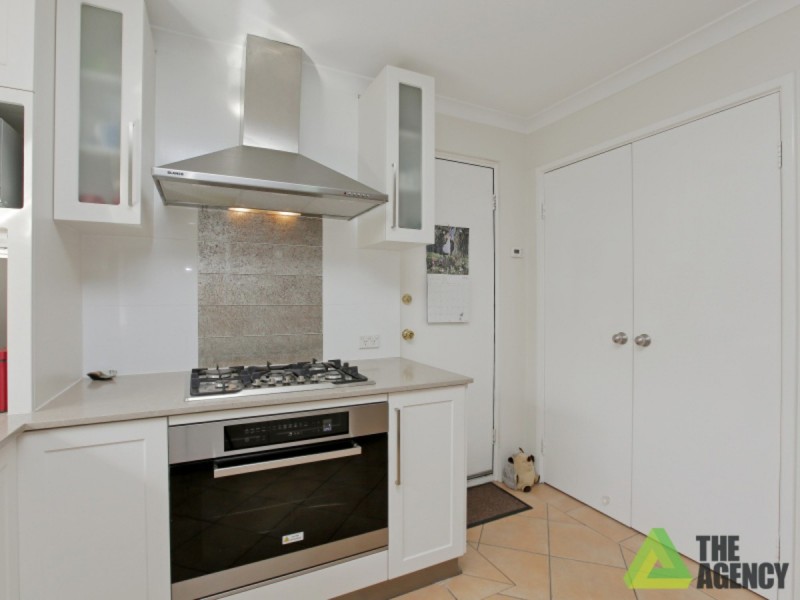 30 Woodhouse Circuit, Canning Vale WA 6155