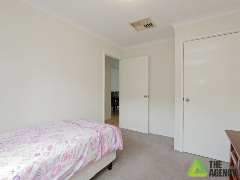 30 Woodhouse Circuit, Canning Vale WA 6155