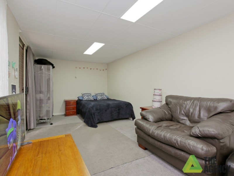 30 Woodhouse Circuit, Canning Vale WA 6155