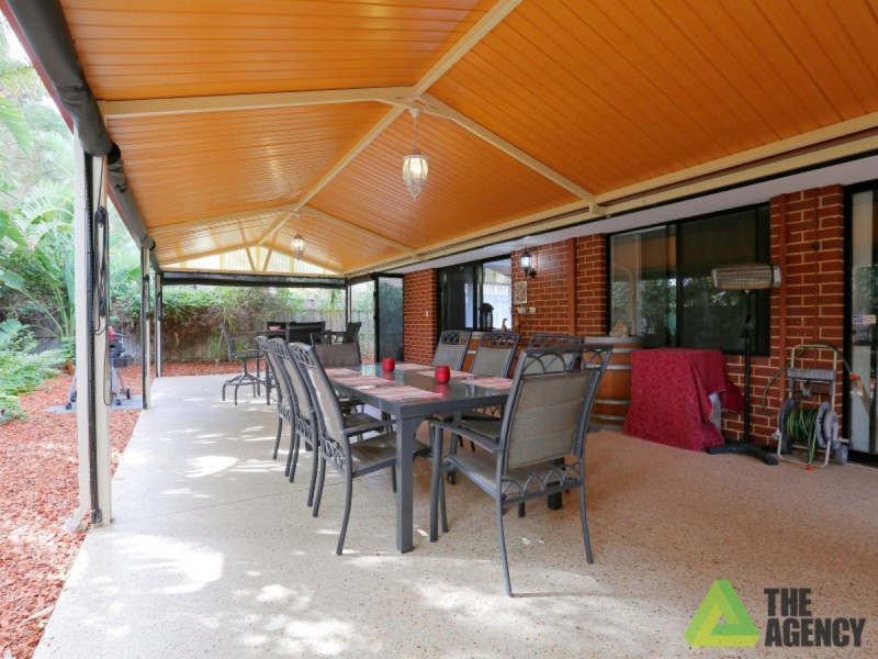 30 Woodhouse Circuit, Canning Vale WA 6155