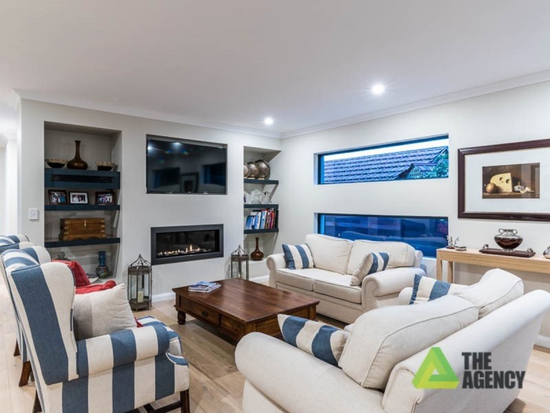 4/18 Heath Road, Kalamunda WA 6076