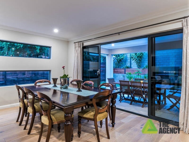 4/18 Heath Road, Kalamunda WA 6076