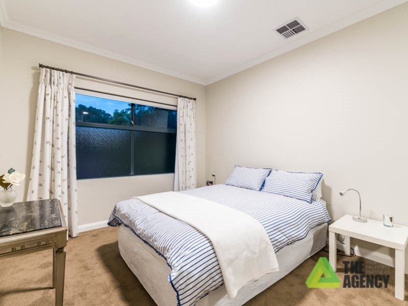 4/18 Heath Road, Kalamunda WA 6076