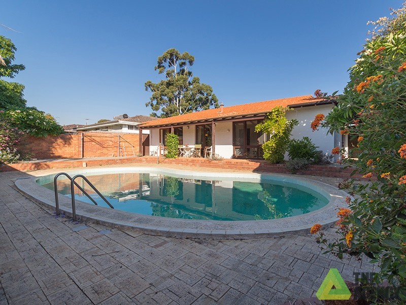 28 Dakin Street, Jolimont WA 6014