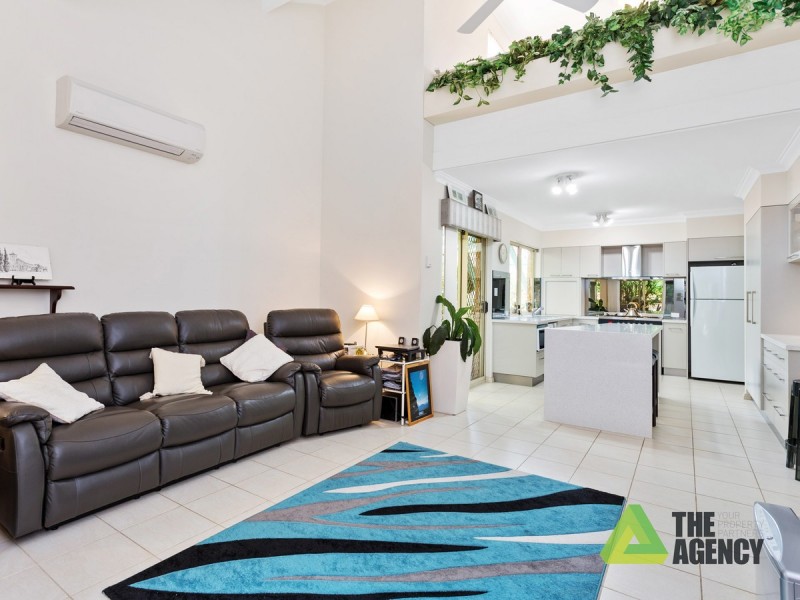 13 River Way, Salter Point WA 6152