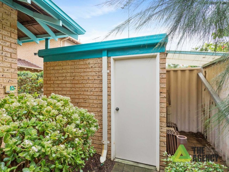 13 River Way, Salter Point WA 6152