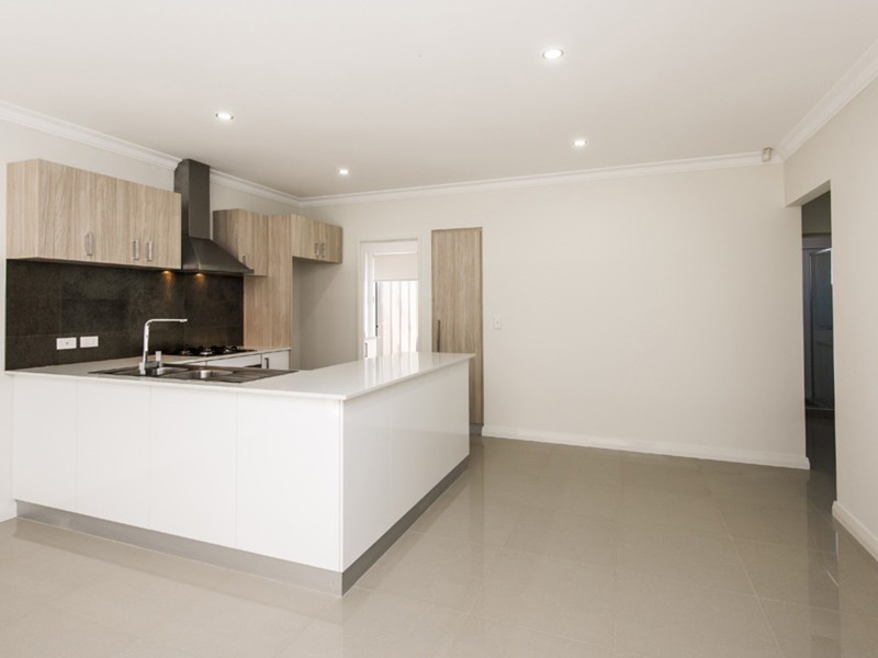 20A Amberley Way, Westminster WA 6061