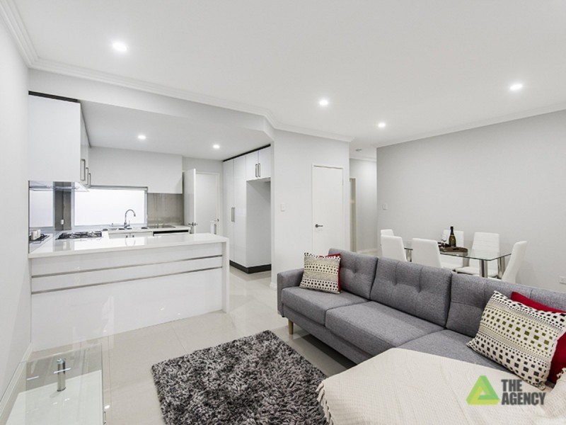 16A Newhaven Way, Nollamara WA 6061