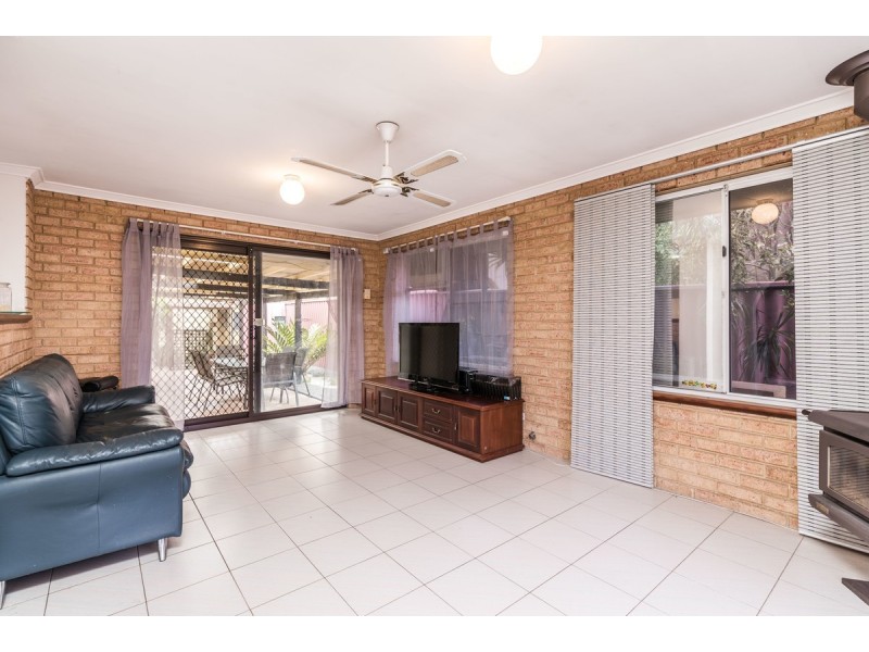 36 Pembury Street, Thornlie WA 6108