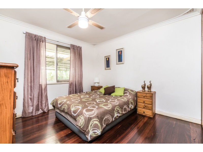 36 Pembury Street, Thornlie WA 6108