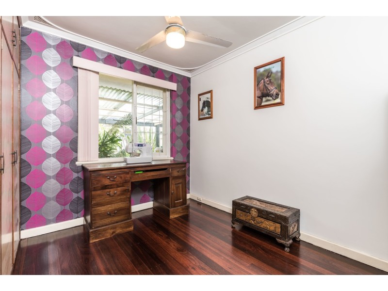 36 Pembury Street, Thornlie WA 6108