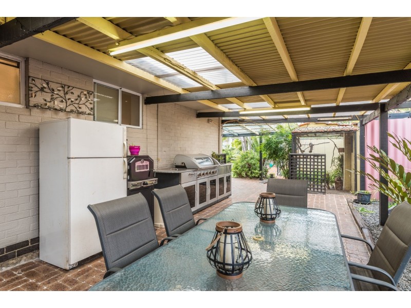 36 Pembury Street, Thornlie WA 6108