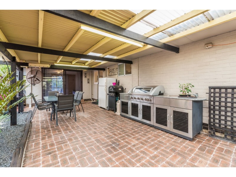 36 Pembury Street, Thornlie WA 6108