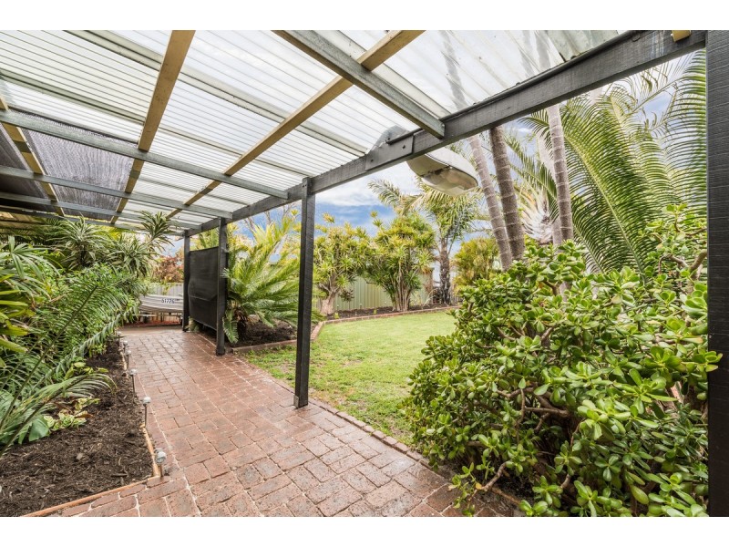 36 Pembury Street, Thornlie WA 6108