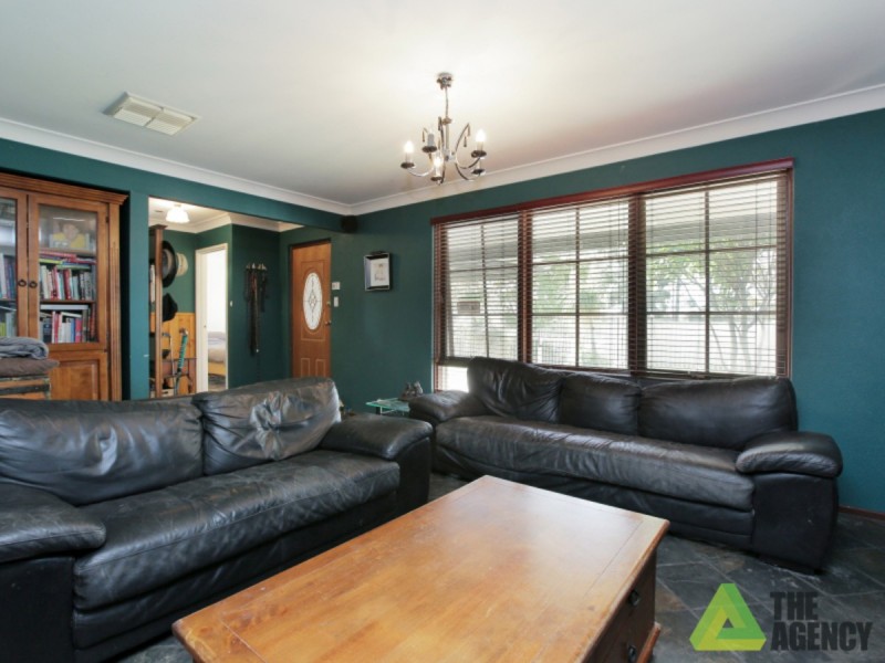 1 Crufts Way, Canning Vale WA 6155