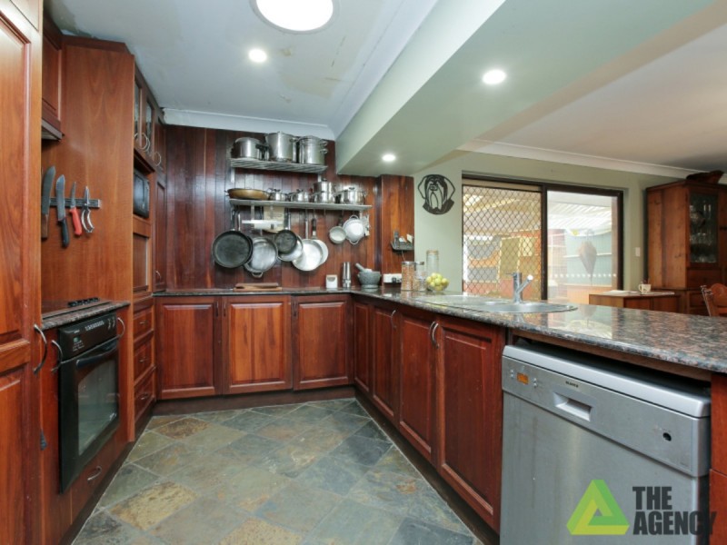 1 Crufts Way, Canning Vale WA 6155