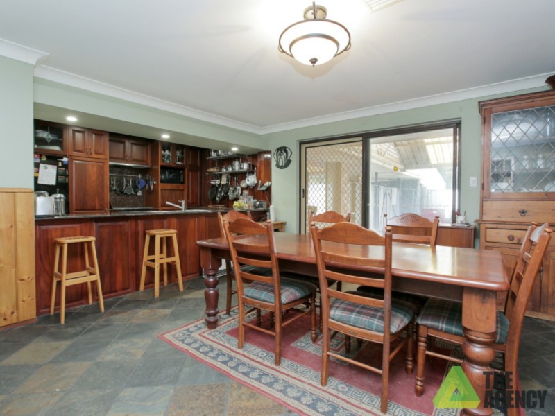 1 Crufts Way, Canning Vale WA 6155